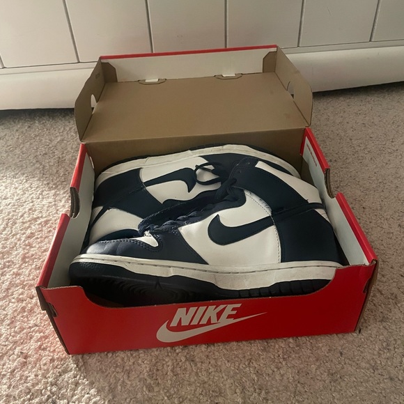 Nike Dunk High GS 'Midnight Navy' - Picture 3 of 5